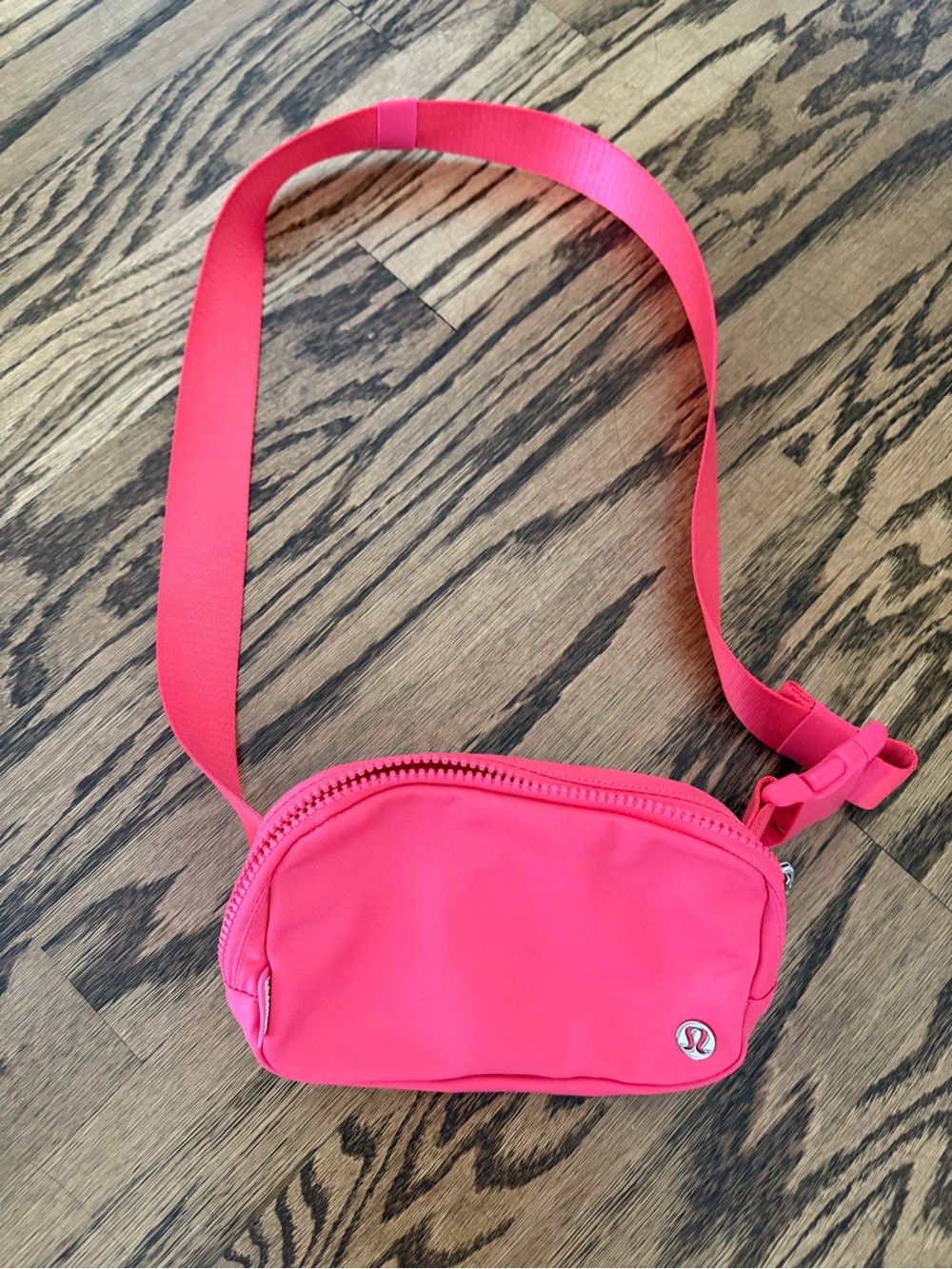 lululemon Everywhere Belt Bag Lip Gloss Pink